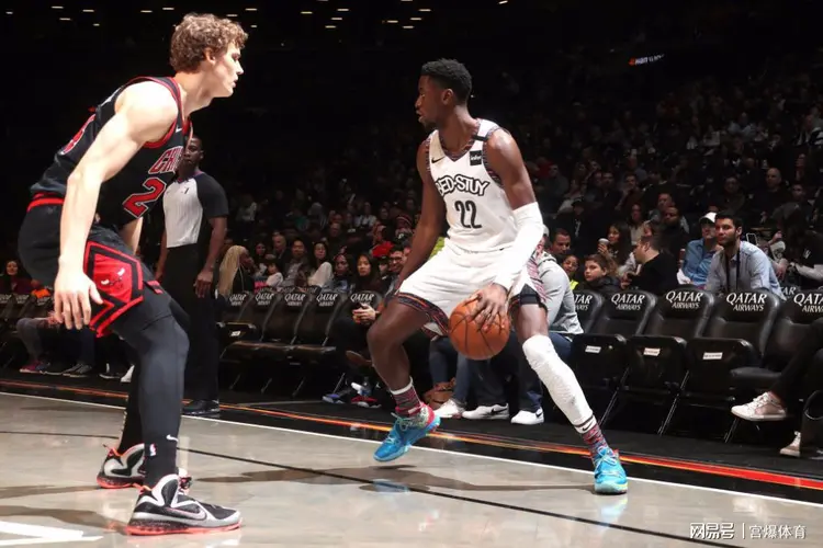 包含凯恩在篮网比赛中表现优异，出色发挥引发热议！的词条