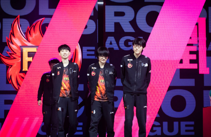 包含Ning回归赛场，战术调整首场状态亮眼，中国队观众沸腾！的词条